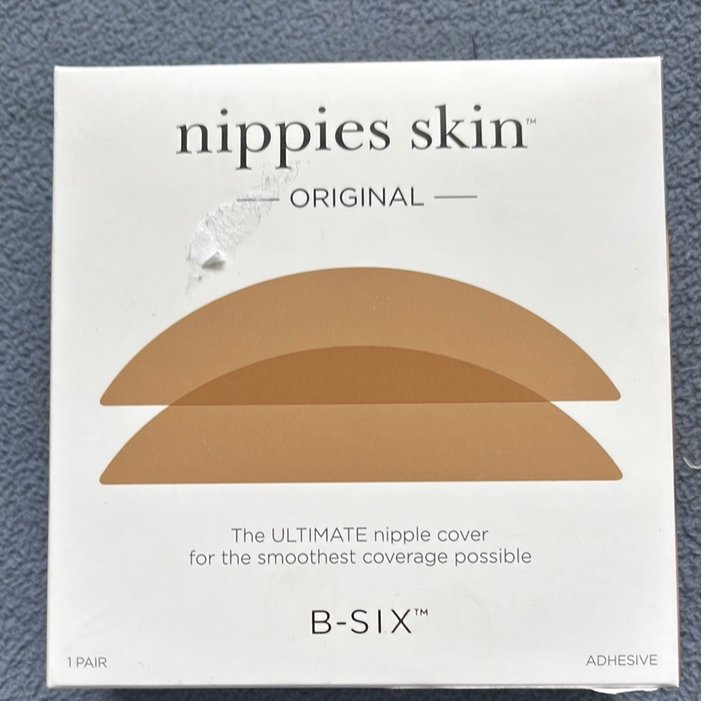 B-SIX Nippies Skin Adhesive Covers